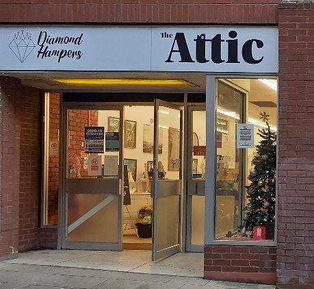 The Attic – Diamond Hampers